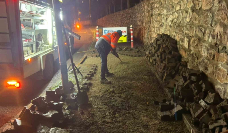 Şehir uyurken ekipler sahada