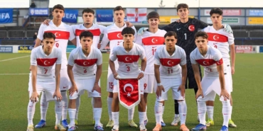 U17 Milli Takımı, İspanya karşısında
