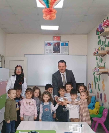 Bilecikli miniklerden Filistinli kardeşlerine yardım eli