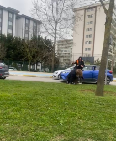 Pendik’te iki sürücü arasında yol kavgası çıktı: Kimseye aldırmadan yerlerde sürükledi