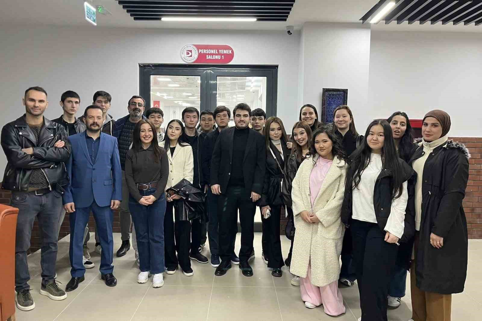 BŞEÜ’de uluslararası öğrencilerle Ramazan iftarı düzenlendi