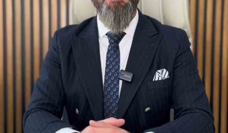 Pendik’te otopark kavgası kanlı bitti: Kızının gözü önünde kurşun yağdırdı