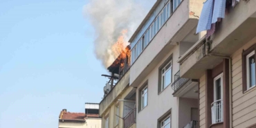 Bursa’da apartman terasında yangın paniği