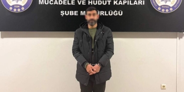 Bursa’da sahte avukat göçmenleri dolandırdı, yakalandı tutuklandı