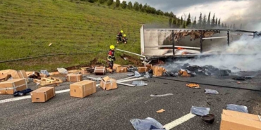 Balıkesir’de otoyolda korkutan tır yangını: 2 yaralı