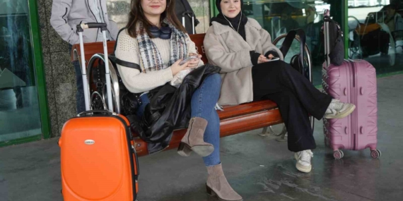 Kocaeli’de otogarda bayram yoğunluğu: Mardin’e biletler tükenme aşamasına geldi