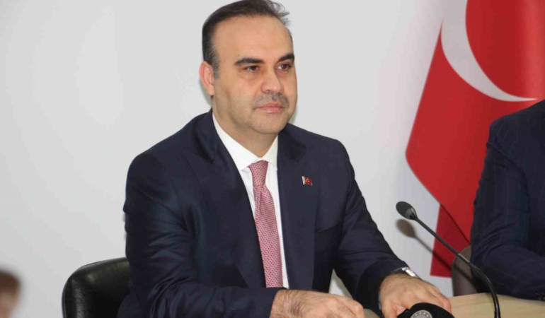Bakan Kacır: "İhracatımızı 273 milyar dolara çıkardık"