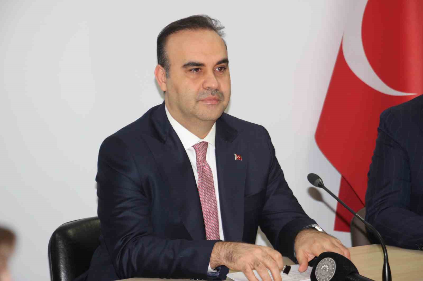 Bakan Kacır: "İhracatımızı 273 milyar dolara çıkardık"