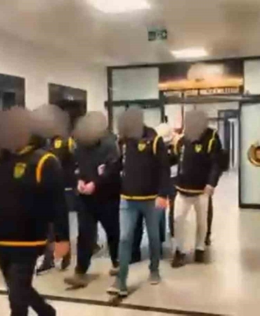 Yalova’da telefon dolandırıcısı 5 şüpheli tutuklandı