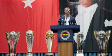 Sadettin Saran: "İnşallah çok daha fazla kupalar alacağız"