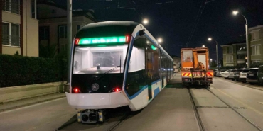 Filoya katılan yeni tramvay raylarla buluştu