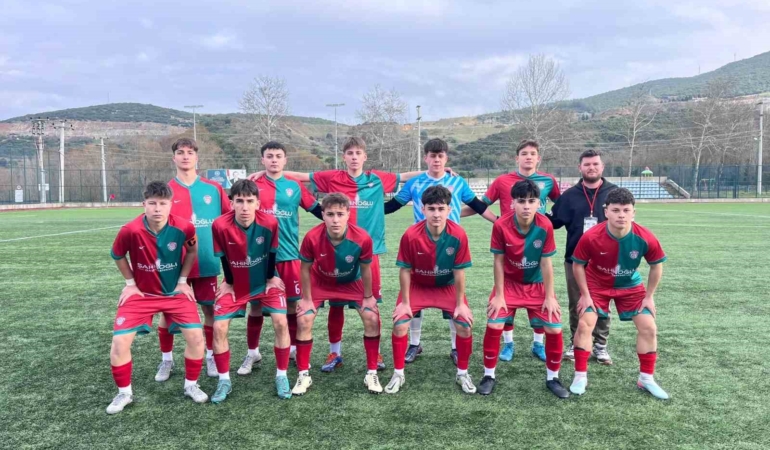 U18 Gençler Ligi’nin şampiyonu Osmanelispor gol oldu yağdı