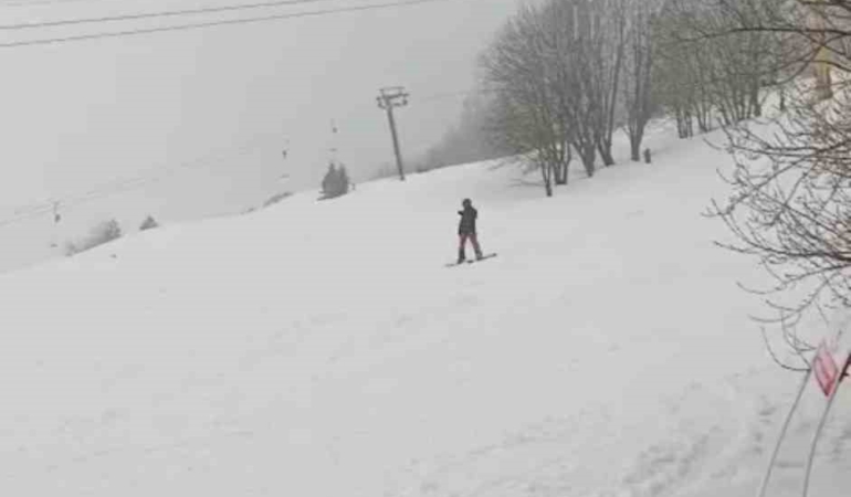 Uludağ’da Mart sonunda kar sürprizi