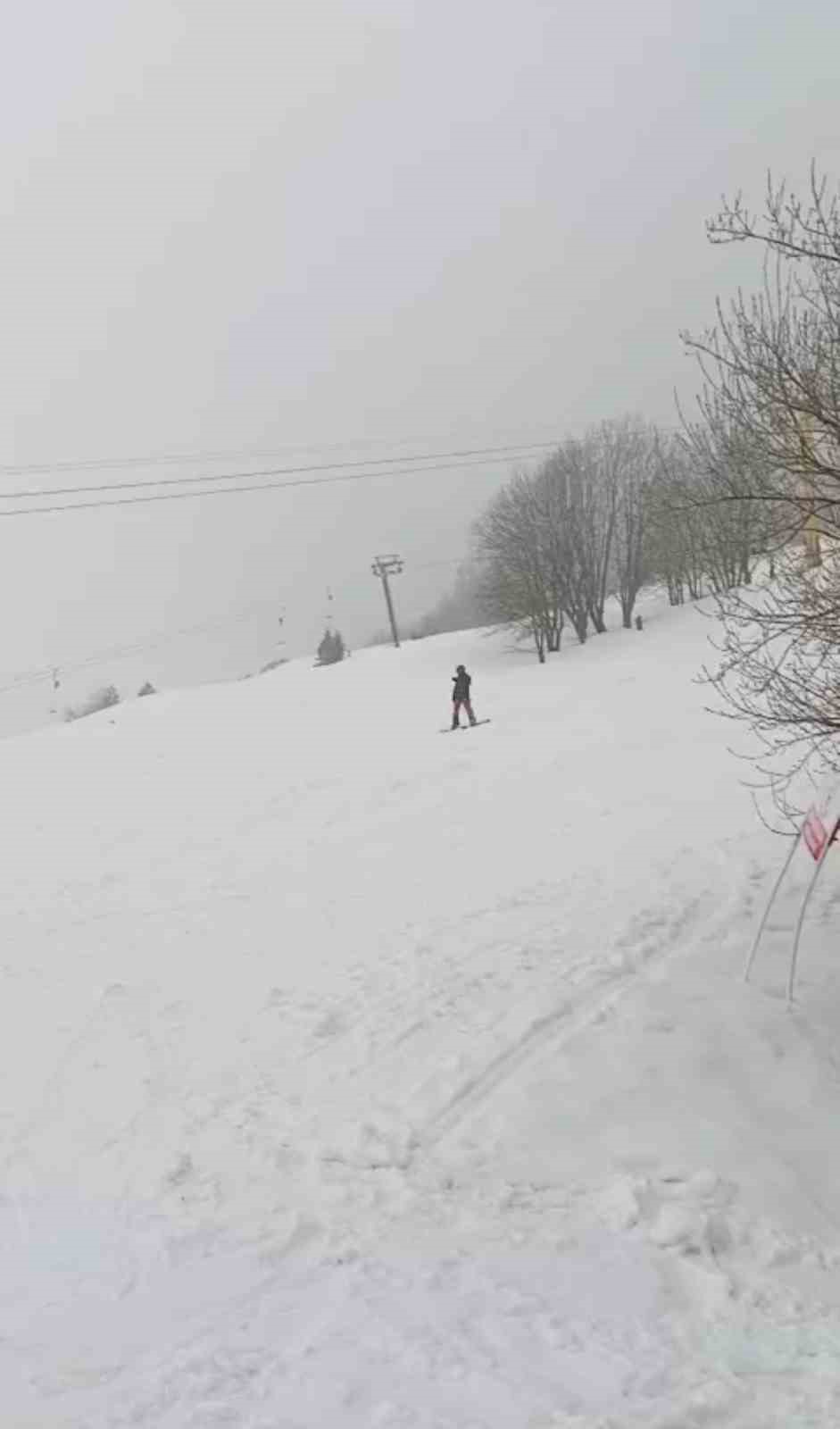 Uludağ’da Mart sonunda kar sürprizi