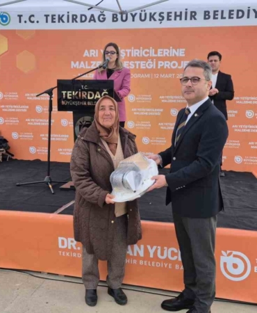 Tekirdağ’da arıcılara ekipman desteği