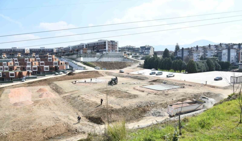 Yeşilyurt Millet Bahçesi’nde çalışmalar sürüyor