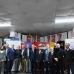 Sağlık çalışanları, huzur evi sakinleriyle iftarda
