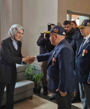 Bakan Göktaş Tekirdağ’da bayram programına katıldı