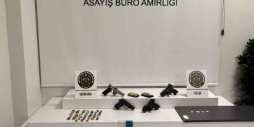 Maltepe’de uyuşturucu operasyonu: Manyetik kartlı zuladan yüklü miktarda para ve silah çıktı