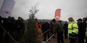 Çanakkale’de Dünya Ormancılık Günü’nde 5 bin fidan toprakla buluştu