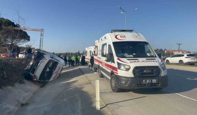 Çanakkale’de devrilen minibüsteki 8 yaralının isimleri belli oldu