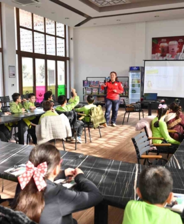 Osmangazi Belediyesi’nden çocuklara afet farkındalık eğitimi