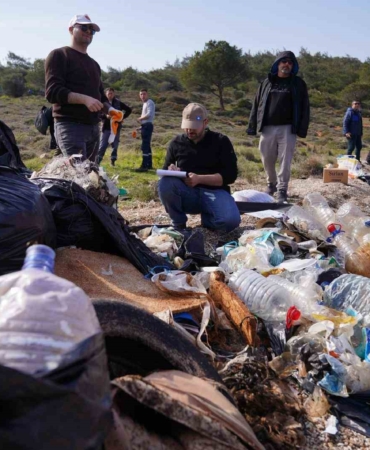 Avrupa Çevre Ajansı Deniz Çöpleri İzleme Programı kapsamında Ayvalık’ta temizlik seferberliği