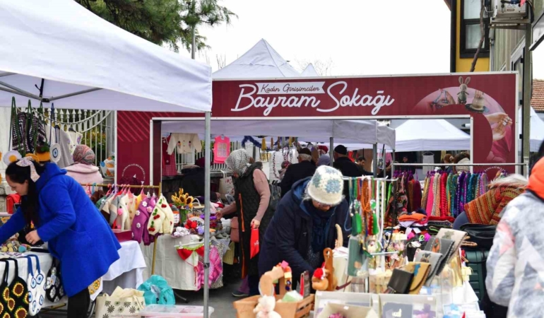 Kadın girişimciler ’Bayram Sokağı’ kapılarını açtı