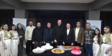 Bursa’da Balkan esintili sahur: Sokak sokak dolaşıp börek topladılar