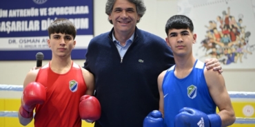 Kartepe’de düzenlenen İller Arası Yıldızlar Ferdi Boks Turnuvası sona erdi