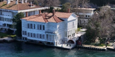 "Kurtlar Vadisi" ile hafızalara kazınan yalı satışta