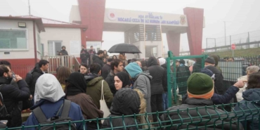 (Düzeltme) Kocaeli’de 7 kişinin öldüğü fabrika yangını davası başladı