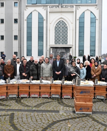 Kartepe’de üreticilere arıcılık ve ekipman desteği sağlandı