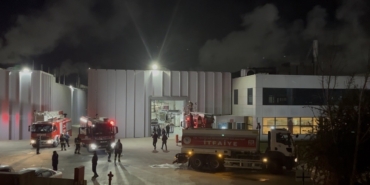 Çerkezköy OSB’de fabrika yangını kontrol altına alındı