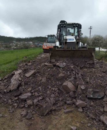 Bozulan yollara hızlı müdahale