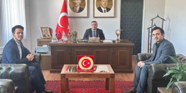 Bilecik’te ikiz kardeşler komşu köylere imam olarak atandı