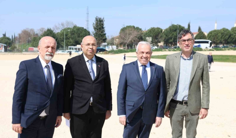 Başkan Özdemir: "Nilüfer’in kalbi ve geleceği satılık değildir"