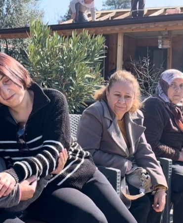 Bayram arifesinde evlerine yıkım ekibi gelince belediye başkanına beddua yağdırdı: "Sana verdiğimiz oylar haram olsun"