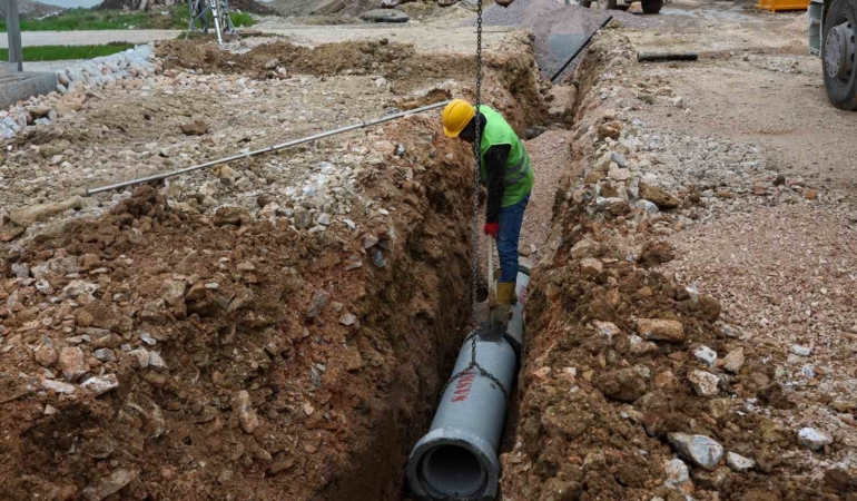 SASKİ’den Arifiye’de 2 bin 200 metrelik altyapı güncellemesi