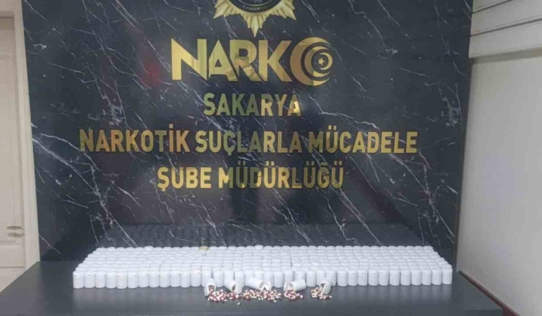 Polis uyuşturucuya geçit vermiyor: 2 tutuklama