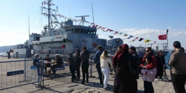 Türk donanmasının gururu olan savaş gemileri ziyarete açıldı