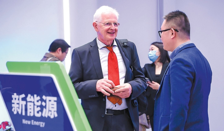 Pekin’in sanayi gelişimine ivme kazandıracak yeni projeler hayata geçiriliyor