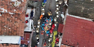 Fatih’te enkaz altında kalan 1 kişi daha kurtarıldı