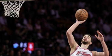 Alperen Şengün, hem Houston Rockets hem de NBA tarihine geçti