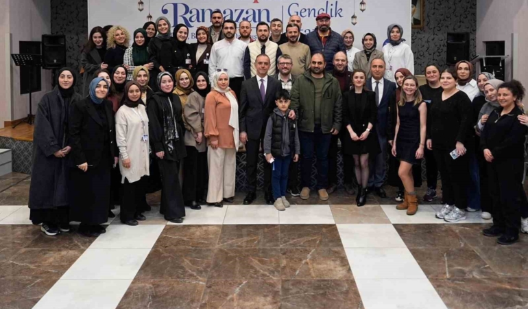 Ramazan’ın bereketi gençlerin enerjisiyle Sancaktepe’de paylaşıldı