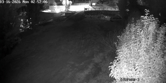 Sohbet ederken 4 metre yükseklikten beton zemine düştü