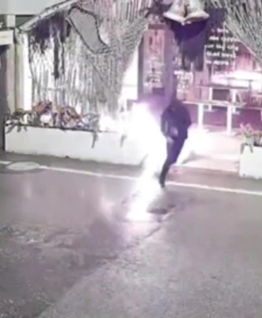 Kocaeli’de iş yeri kundaklandı: 2 şüpheli İstanbul’da yakalandı