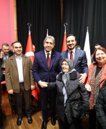 AK Parti İstanbul İl Başkanlığında bayramlaşma programı