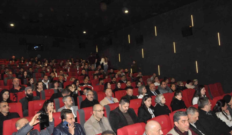 "Çatlı" filminin galası Keşan’da yapıldı