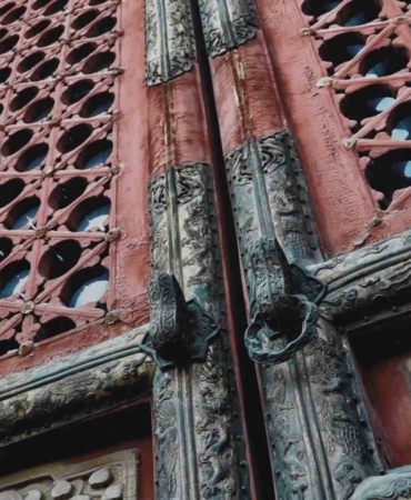 Dünyanın kapıları Bursa’daki hastanenin koridoruna açıldı